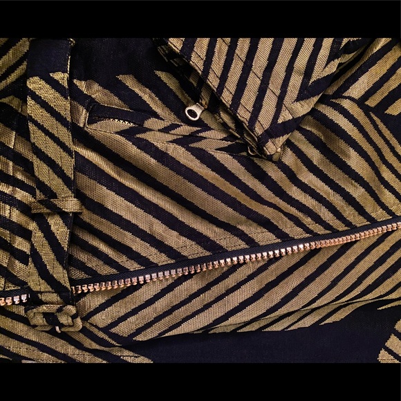 Jacket - Picture 3 of 5